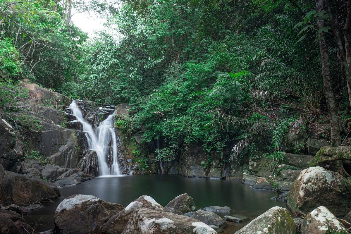 Thailand. Besuch des Wasserfalls Klong Pla Kang