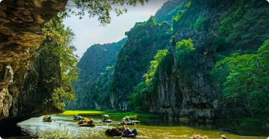 Land of the Dragon Descendants - 12 bästa sakerna att göra i Vietnam